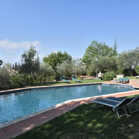 Holiday home Mietitore A Montefiorile Gaiole in Chianti